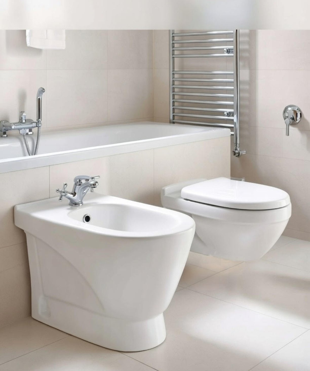 Modern bathroom bidet glossy white